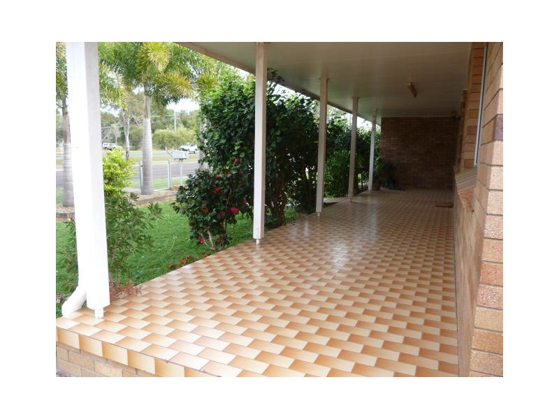 72 Gympie Road, Tin Can Bay QLD 4580