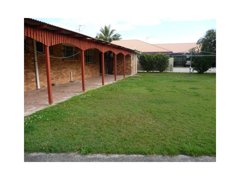 72 Gympie Road, Tin Can Bay QLD 4580