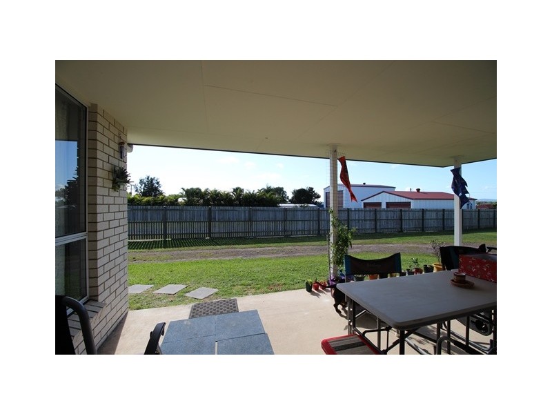 6 Golden Hind Avenue, Cooloola Cove QLD 4580