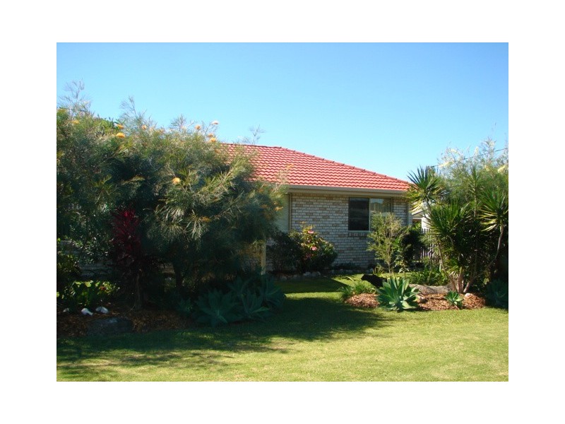 13 Cutty Sark Court, Cooloola Cove QLD 4580