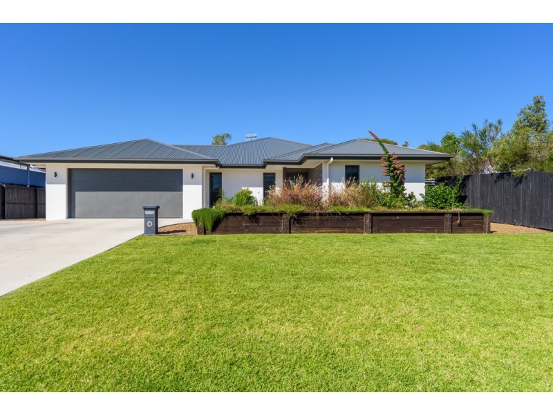 49 Summer Way, Tin Can Bay QLD 4580