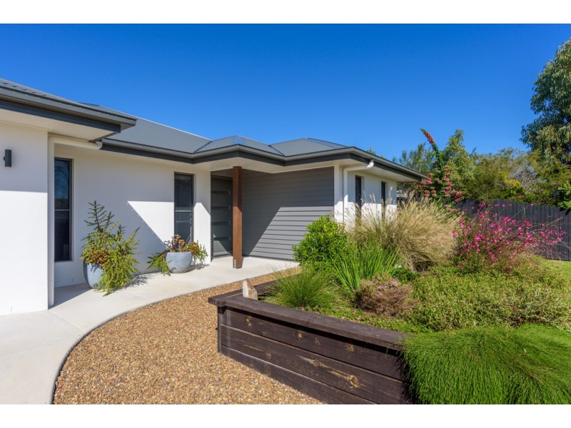 49 Summer Way, Tin Can Bay QLD 4580
