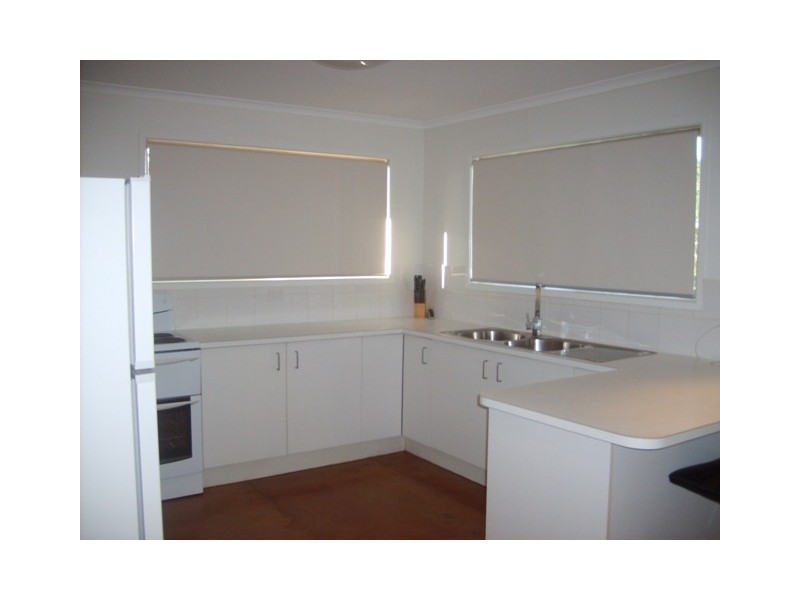 20 Squire Street, Tin Can Bay QLD 4580