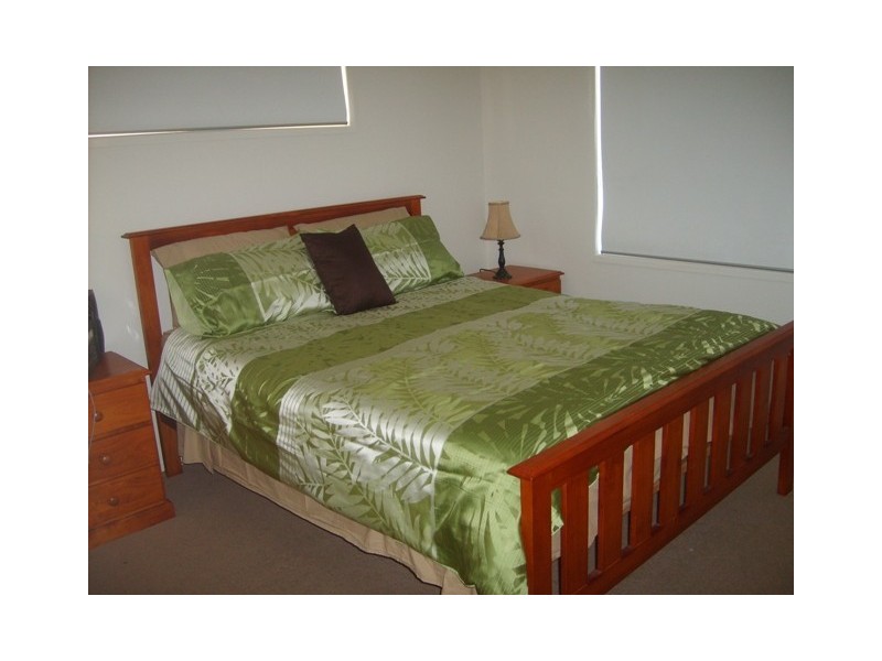 20 Squire Street, Tin Can Bay QLD 4580