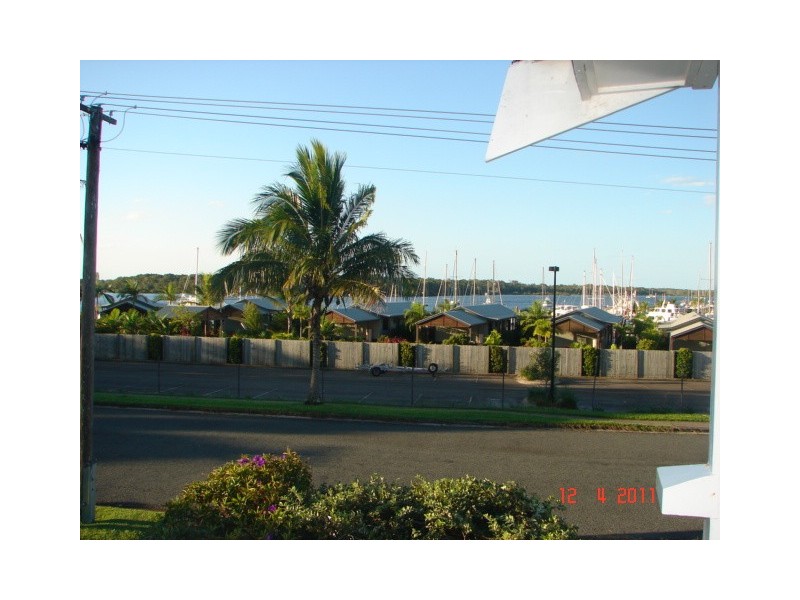 7 Oyster Parade, Tin Can Bay QLD 4580