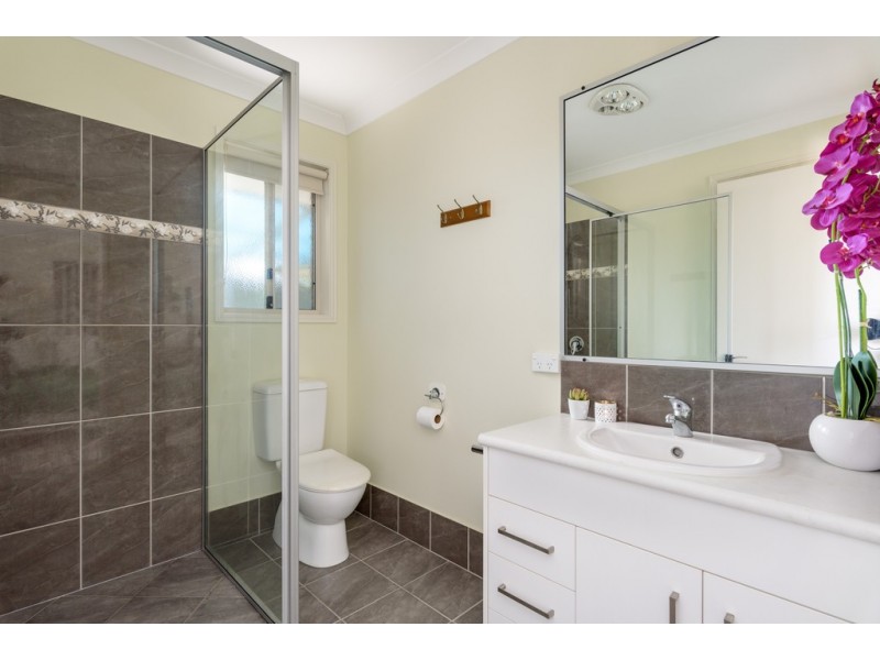 4 DRYANDRA COURT, Tin Can Bay QLD 4580