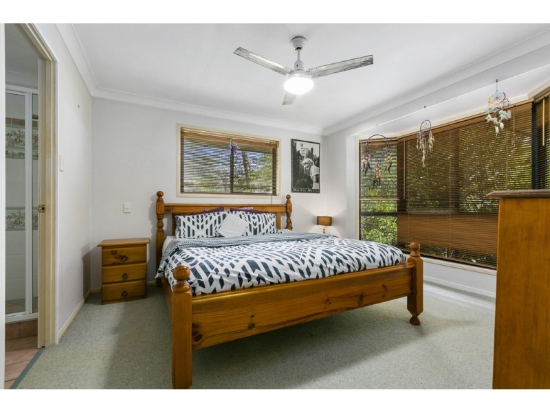 8 AURORA COURT, Cooloola Cove QLD 4580