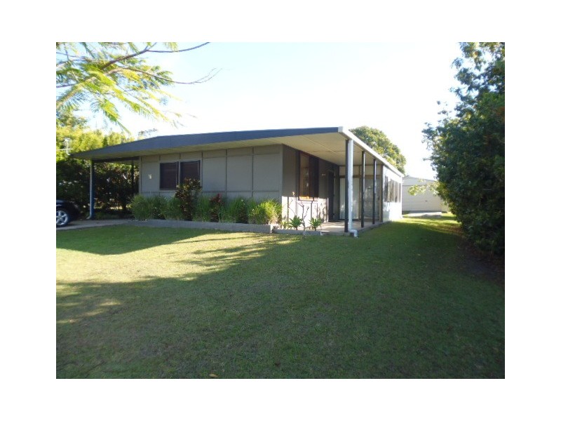 16 Mackeral Street, Tin Can Bay QLD 4580