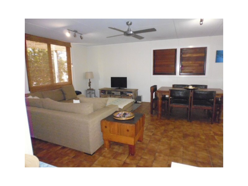 16 Mackeral Street, Tin Can Bay QLD 4580