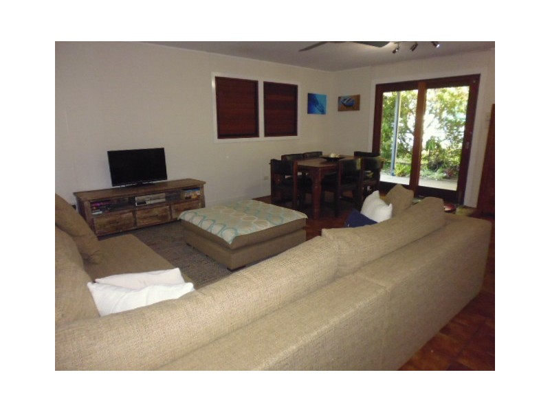 16 Mackeral Street, Tin Can Bay QLD 4580