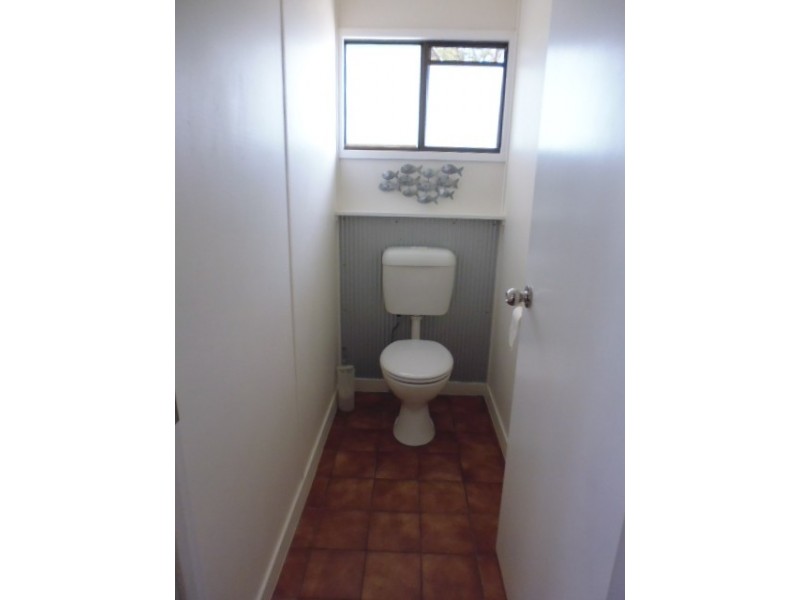 16 Mackeral Street, Tin Can Bay QLD 4580