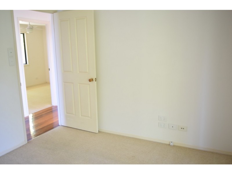 7 Challenger Court, Cooloola Cove QLD 4580