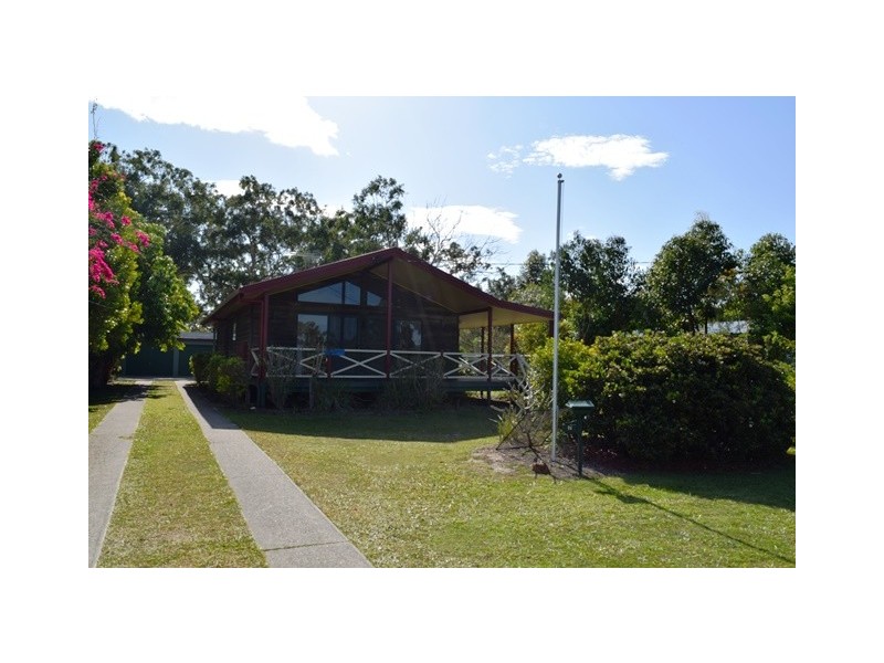 7 Challenger Court, Cooloola Cove QLD 4580