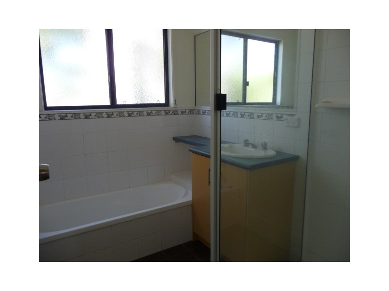 4 Ironside Court, Cooloola Cove QLD 4580