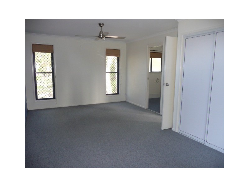 4 Ironside Court, Cooloola Cove QLD 4580