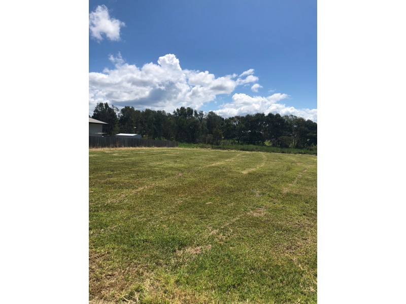 29 MARIPOSA PLACE, Cooloola Cove QLD 4580