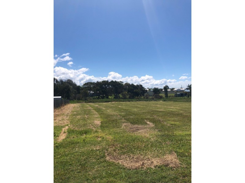 29 MARIPOSA PLACE, Cooloola Cove QLD 4580