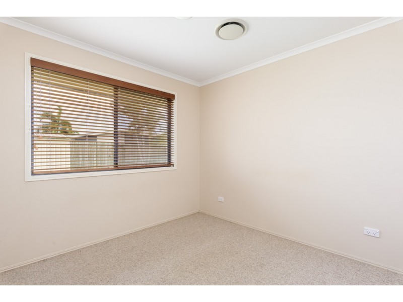35 Tarwhine Street, Tin Can Bay QLD 4580