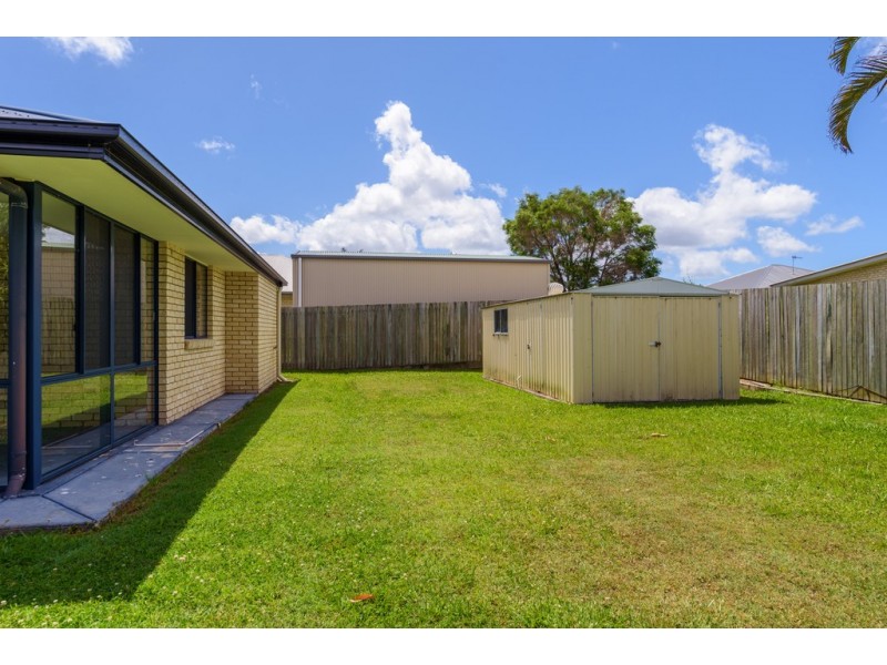 35 Tarwhine Street, Tin Can Bay QLD 4580