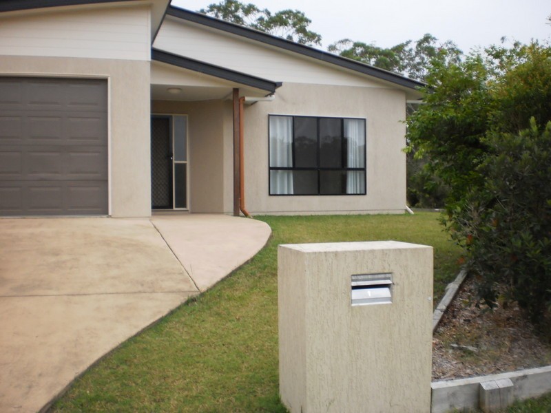 19 Habitat Crct, Cooloola Cove QLD 4580