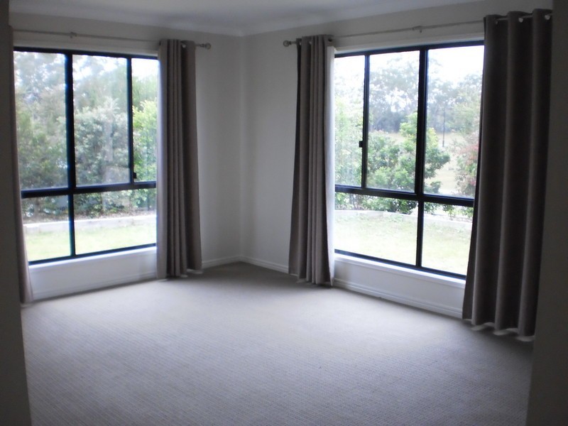 19 Habitat Crct, Cooloola Cove QLD 4580