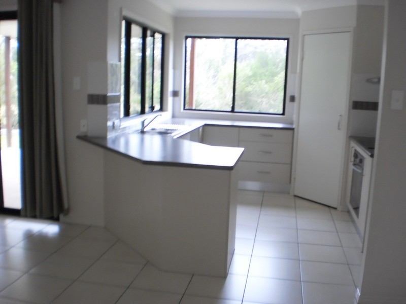 19 Habitat Crct, Cooloola Cove QLD 4580