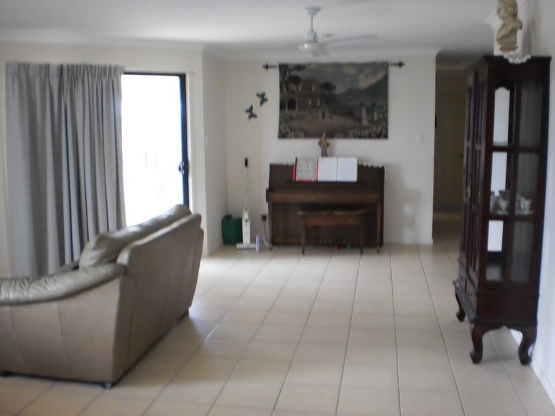 11 Boambillee Circuit, Cooloola Cove QLD 4580