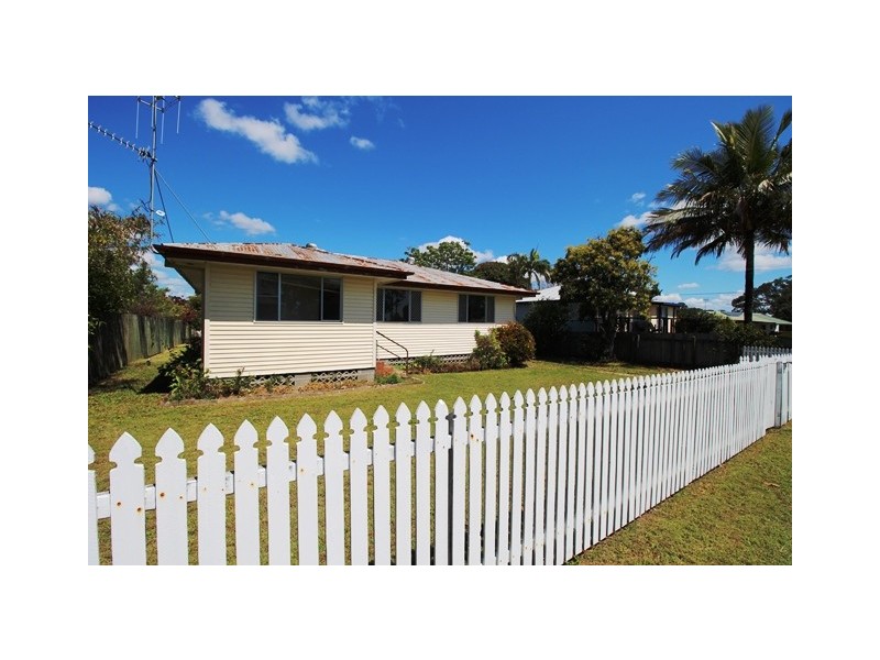 4 Bream Street, Tin Can Bay QLD 4580