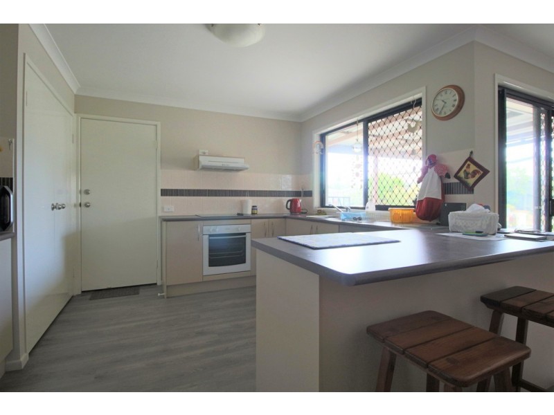 36 Creekside Esplanade, Cooloola Cove QLD 4580