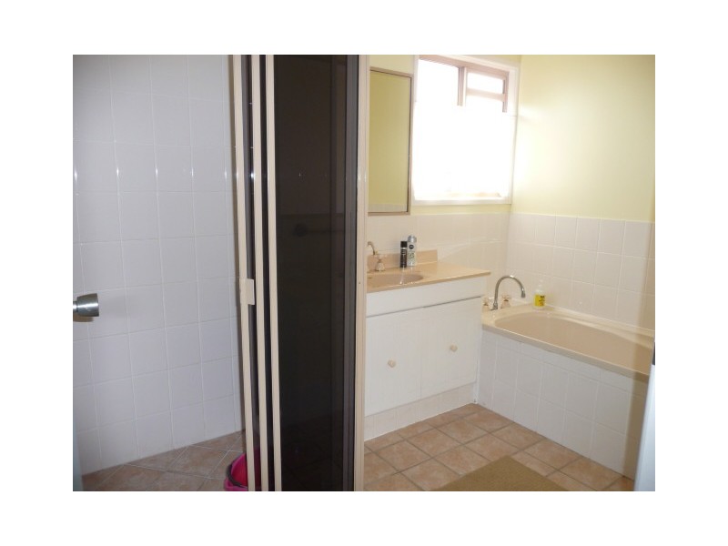 3 Sweetlip Cct, Tin Can Bay QLD 4580