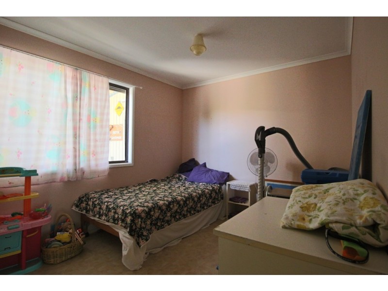 33 Sweetlip Circle, Tin Can Bay QLD 4580