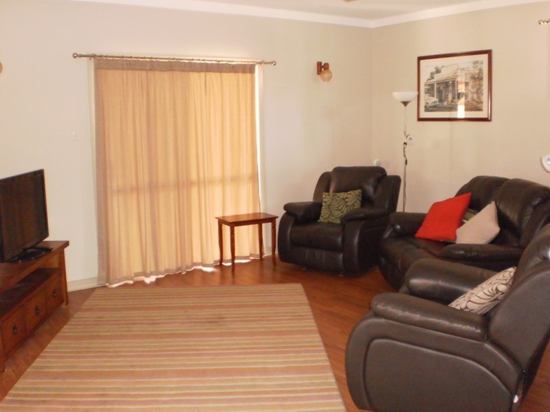 4 Tailor Street, Tin Can Bay QLD 4580