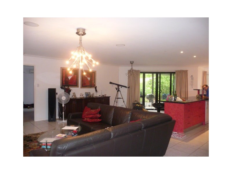 1 Cerebus Court, Cooloola Cove QLD 4580