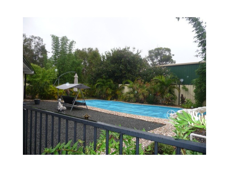 1 Cerebus Court, Cooloola Cove QLD 4580