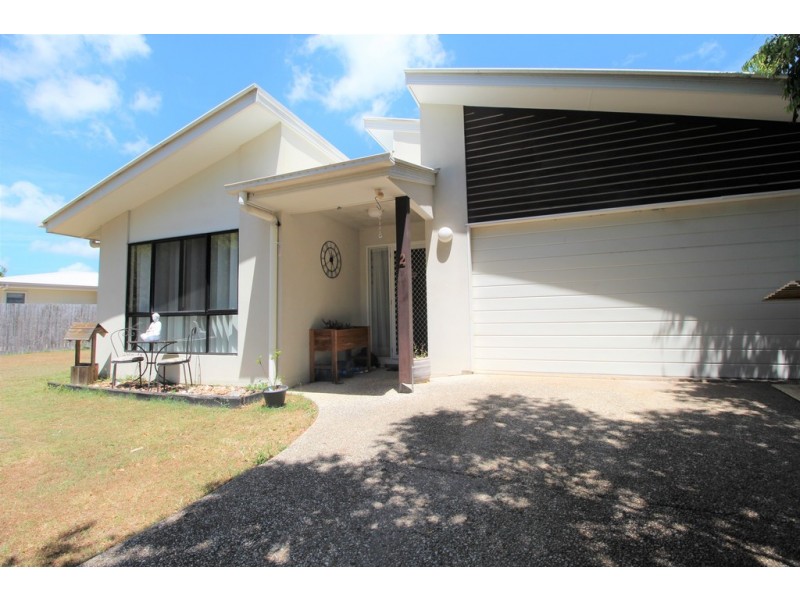 2 CREEKSIDE ESPLANADE, Cooloola Cove QLD 4580