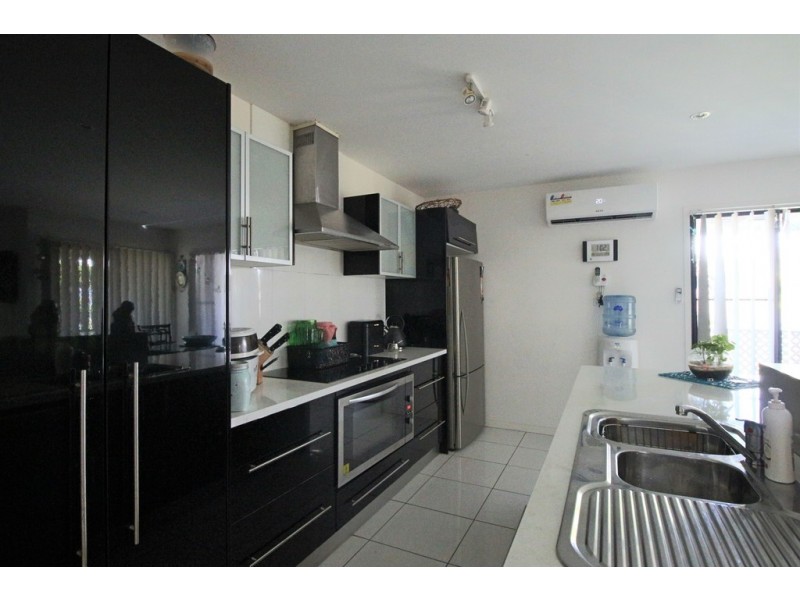 2 CREEKSIDE ESPLANADE, Cooloola Cove QLD 4580