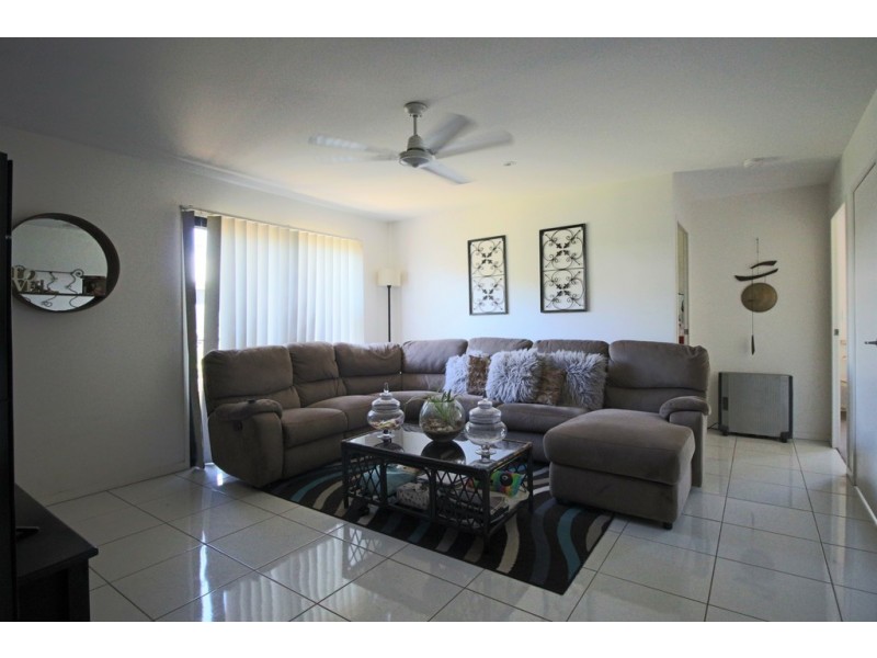 2 CREEKSIDE ESPLANADE, Cooloola Cove QLD 4580
