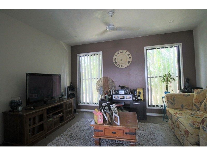 2 CREEKSIDE ESPLANADE, Cooloola Cove QLD 4580