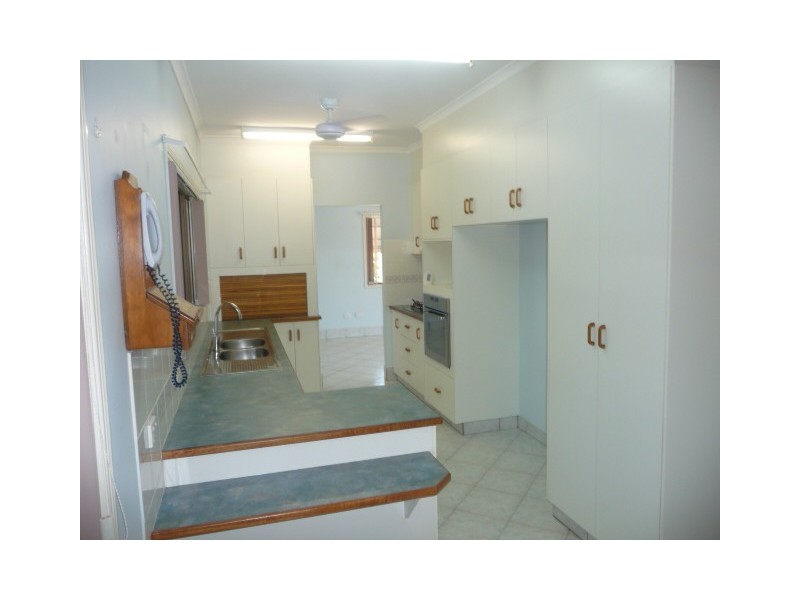 1 Edina Court, Cooloola Cove QLD 4580