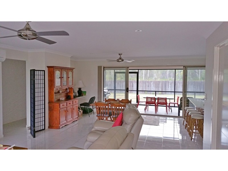 34 Tuna Way, Tin Can Bay QLD 4580