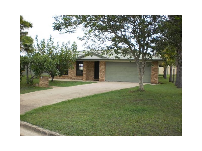 9 Regent Court, Cooloola Cove QLD 4580