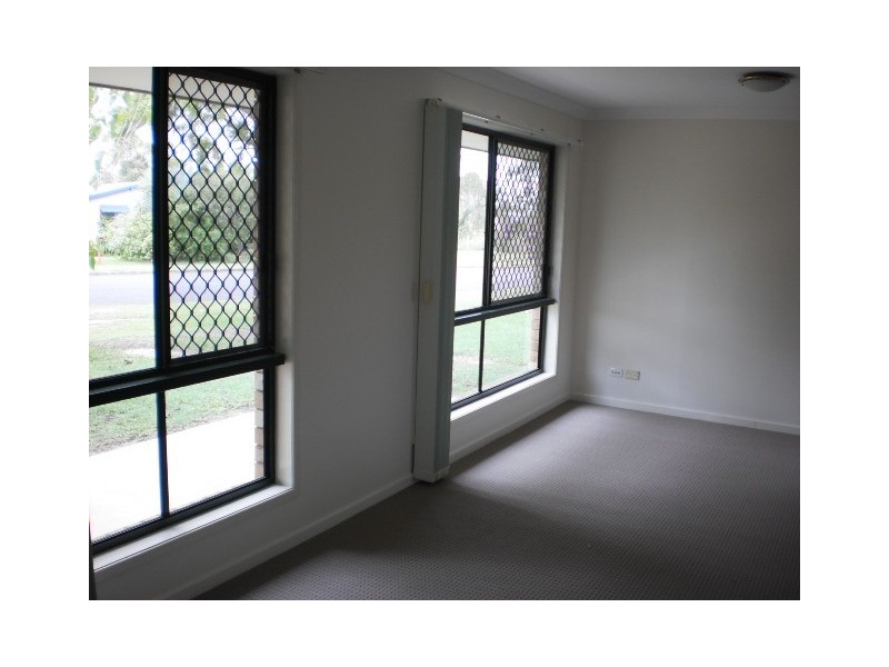 9 Regent Court, Cooloola Cove QLD 4580