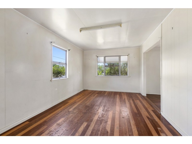 38 GYMPIE ROAD, Tin Can Bay QLD 4580