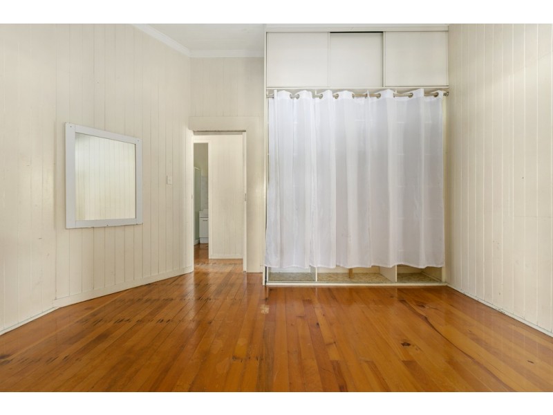 38 GYMPIE ROAD, Tin Can Bay QLD 4580