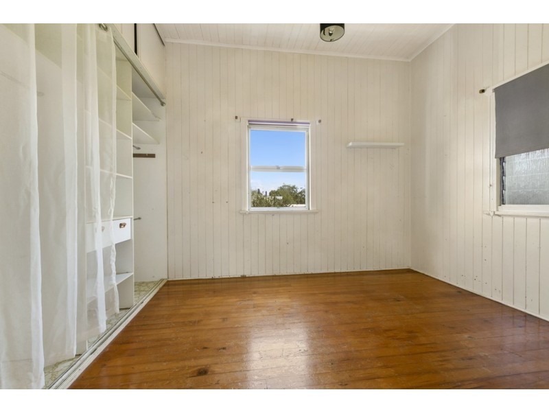 38 GYMPIE ROAD, Tin Can Bay QLD 4580