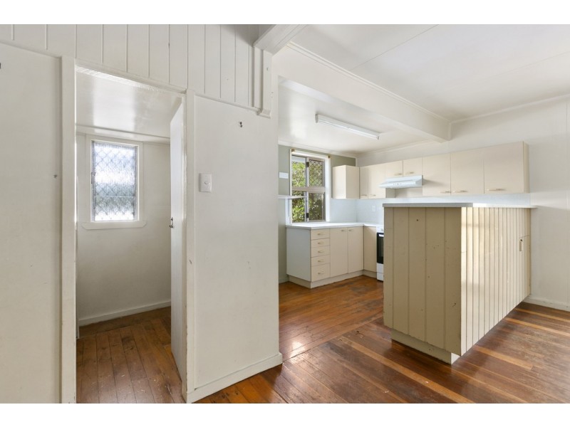 38 GYMPIE ROAD, Tin Can Bay QLD 4580