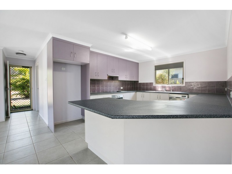 19 DUGONG ST, Tin Can Bay QLD 4580
