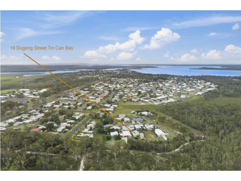 19 DUGONG ST, Tin Can Bay QLD 4580