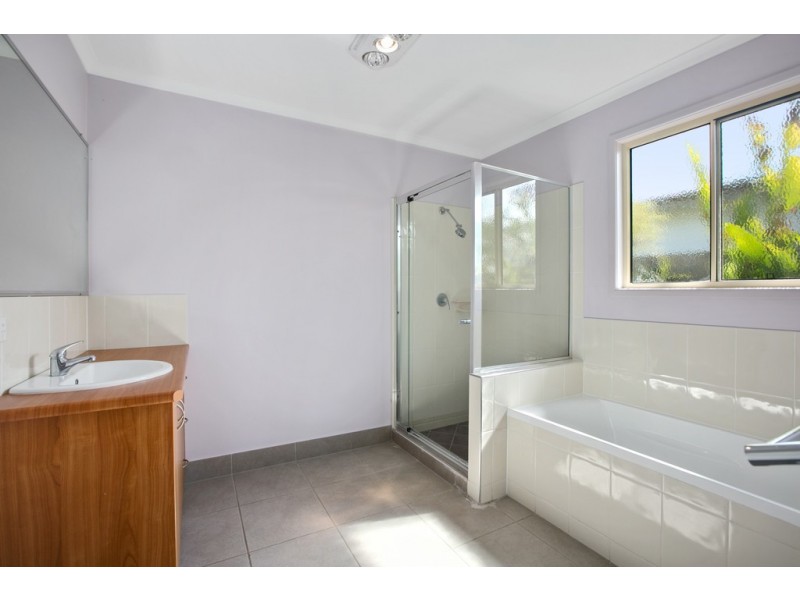 19 DUGONG ST, Tin Can Bay QLD 4580