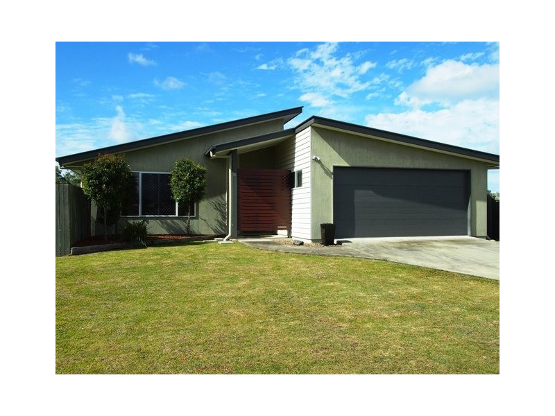 15 Sanctury Way, Cooloola Cove QLD 4580